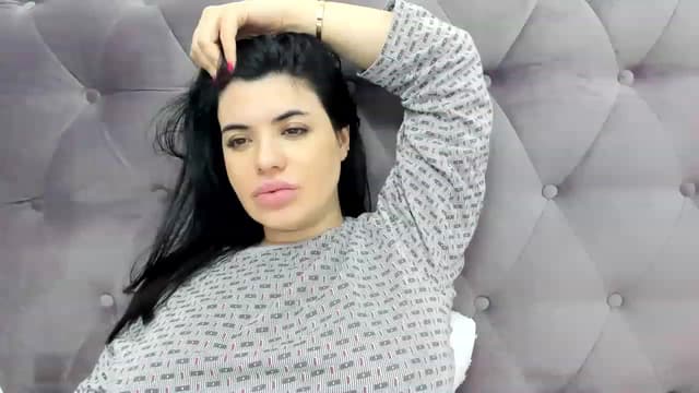Gallery image thumbnail from Aeena's myfreecams stream on, 01/03/2023, 21:59 image 12 of 20