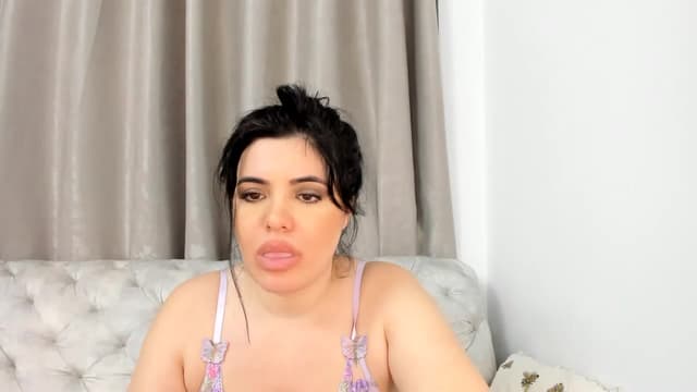 Gallery image thumbnail from Aeena's myfreecams stream on, 06/27/2023, 21:58 image 18 of 20