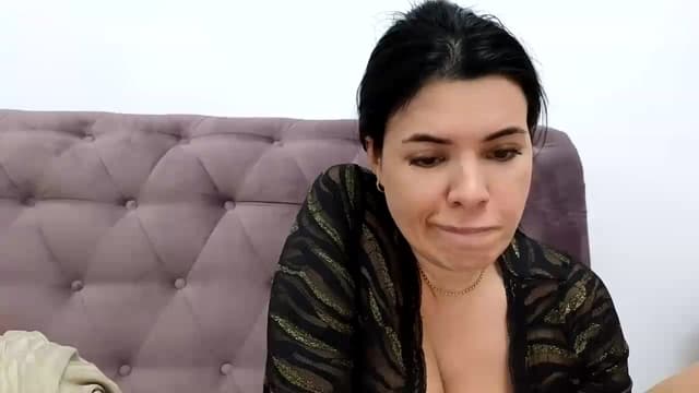 Gallery image thumbnail from Aeena's myfreecams stream on, 03/20/2024, 22:41 image 9 of 20