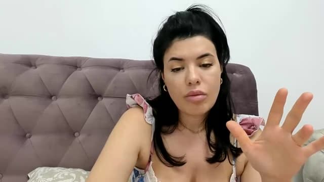 Gallery image thumbnail from Aeena's myfreecams stream on, 04/01/2024, 22:29 image 2 of 20