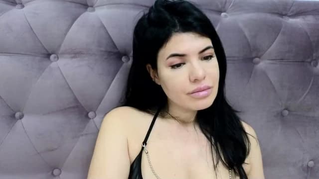 Gallery image thumbnail from Aeena's myfreecams stream on, 04/05/2024, 22:34 image 13 of 20