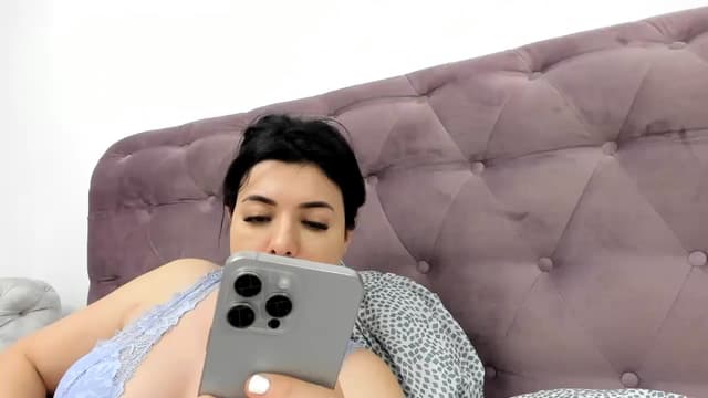 Gallery image thumbnail from Aeena's myfreecams stream on, 06/13/2024, 23:07 image 4 of 20