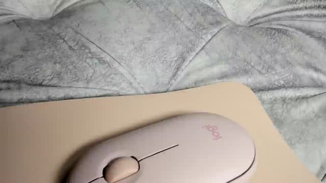 Gallery image thumbnail from Aeena's myfreecams stream on, 06/22/2024, 23:05 image 16 of 20