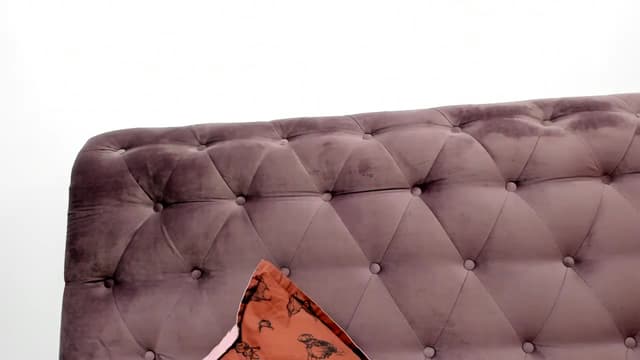 Gallery image thumbnail from Aeena's myfreecams stream on, 10/04/2024, 22:32 image 17 of 20
