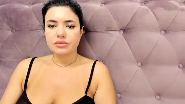 Gallery image thumbnail from Aeena's myfreecams stream on, 10/05/2024, 23:04 image 3 of 20