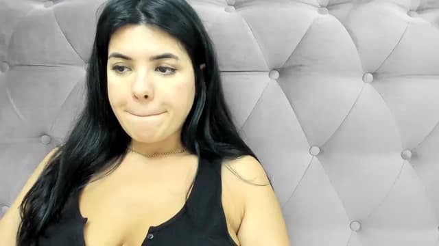Gallery image thumbnail from Aeena's myfreecams stream on, 10/13/2024, 23:08 image 7 of 20