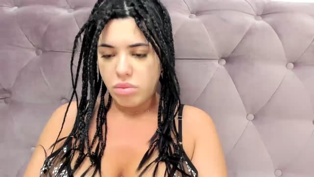 Gallery image thumbnail from Aeena's myfreecams stream on, 12/23/2024, 23:06 image 10 of 20