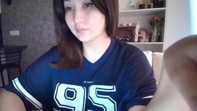 Gallery image thumbnail from Aelis's myfreecams stream on, 03/09/2026, 03:29 image 6 of 20