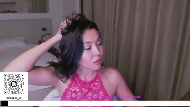 Gallery image thumbnail from Aina_'s myfreecams stream on, 03/10/2023, 17:24 image 9 of 20