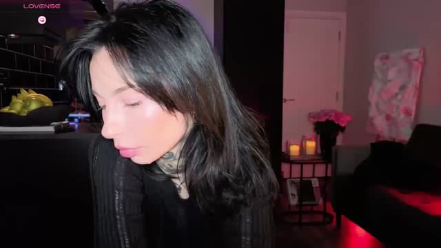 Gallery image thumbnail from Alice's myfreecams stream on, 12/25/2025, 03:50 image 9 of 20