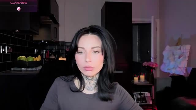 Gallery image thumbnail from Alice's myfreecams stream on, 12/30/2025, 13:11 image 9 of 20
