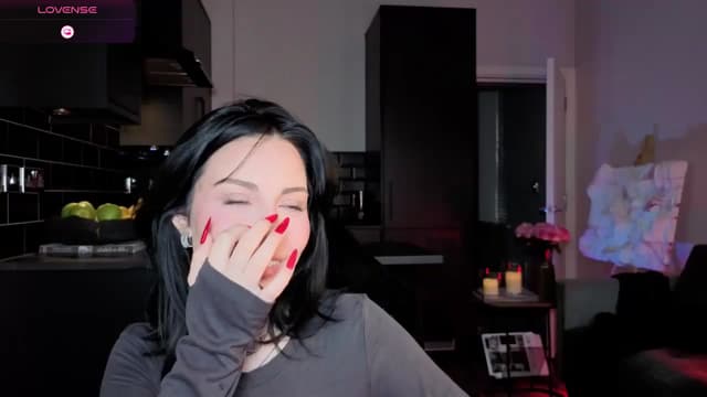 Gallery image thumbnail from Alice's myfreecams stream on, 12/30/2025, 13:11 image 2 of 20
