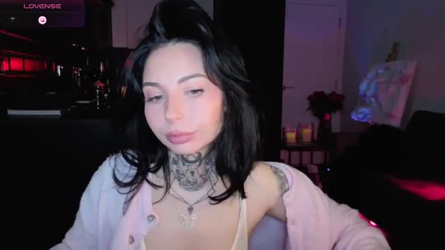Gallery image thumbnail from Alice's myfreecams stream on, 01/26/2026, 06:08 image 10 of 20