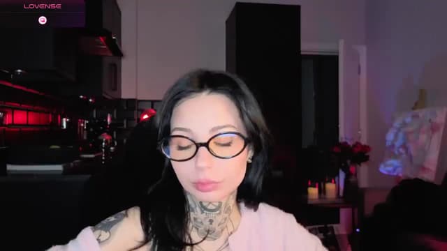 Gallery image thumbnail from Alice's myfreecams stream on, 01/26/2026, 10:06 image 2 of 20