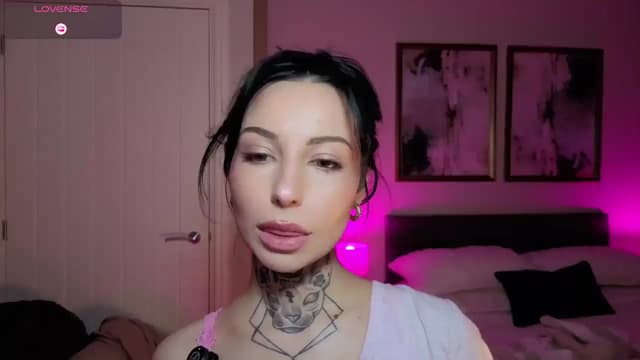 Gallery image thumbnail from Alice's myfreecams stream on, 02/15/2026, 23:30 image 20 of 20
