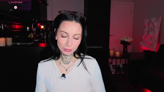 Gallery image thumbnail from Alice's myfreecams stream on, 03/11/2026, 09:55 image 11 of 20