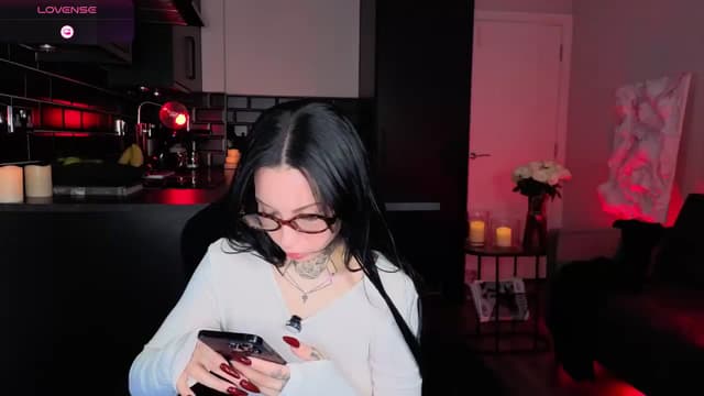 Gallery image thumbnail from Alice's myfreecams stream on, 03/11/2026, 09:55 image 8 of 20