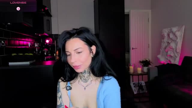 Gallery image thumbnail from Alice's myfreecams stream on, 04/07/2026, 11:23 image 15 of 20