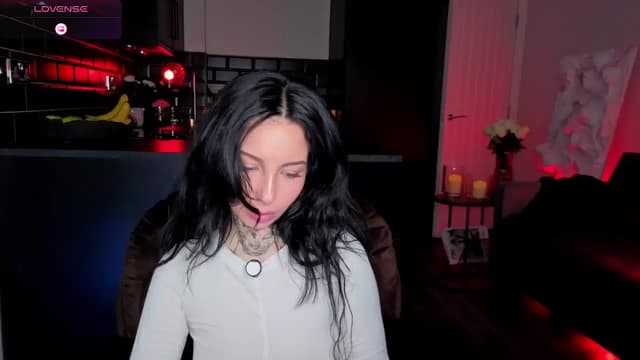 Gallery image thumbnail from Alice's myfreecams stream on, 04/09/2026, 12:55 image 19 of 20