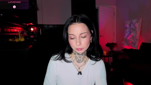 Gallery image thumbnail from Alice's myfreecams stream on, 04/19/2026, 14:29 image 19 of 20