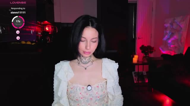 Gallery image thumbnail from Alice's myfreecams stream on, 04/26/2026, 08:44 image 3 of 20
