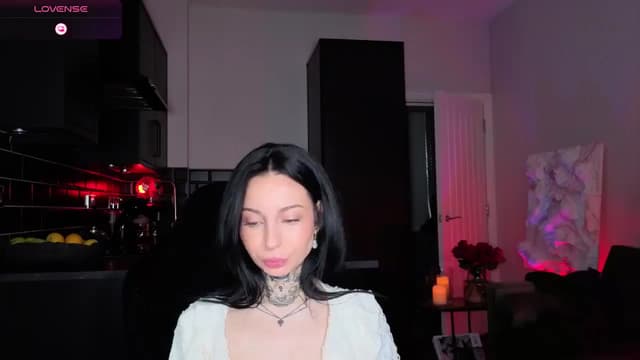 Gallery image thumbnail from Alice's myfreecams stream on, 04/26/2026, 08:44 image 6 of 20