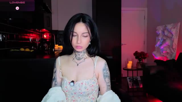 Gallery image thumbnail from Alice's myfreecams stream on, 04/26/2026, 12:13 image 14 of 20