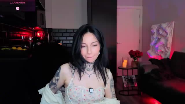 Gallery image thumbnail from Alice's myfreecams stream on, 04/26/2026, 12:13 image 10 of 20