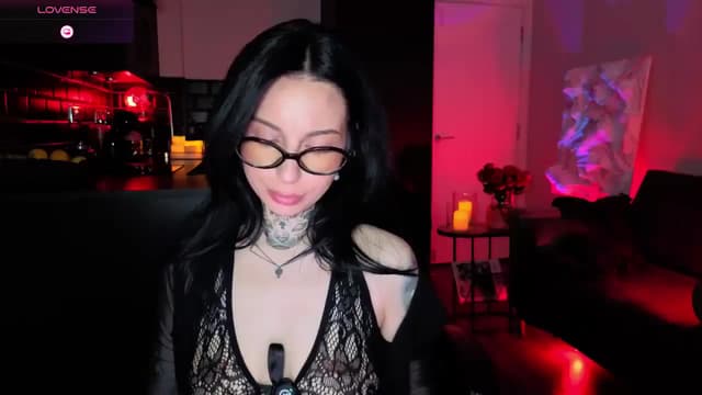 Gallery image thumbnail from Alice's myfreecams stream on, 04/26/2026, 13:00 image 4 of 20