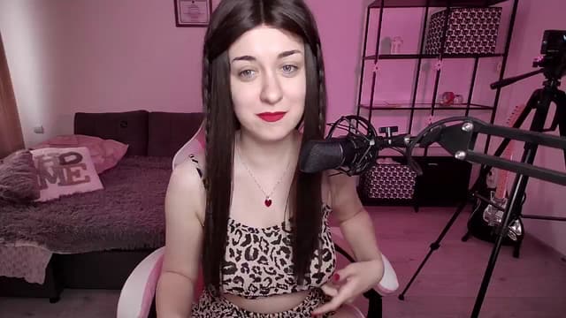 Gallery image thumbnail from Alora's myfreecams stream on, 07/16/2024, 17:08 image 7 of 20