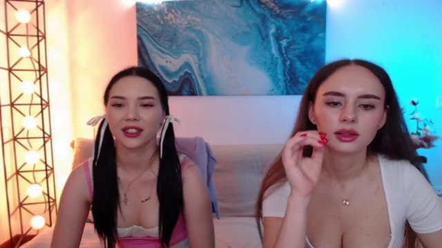 Gallery image thumbnail from Aluvi's myfreecams stream on, 08/17/2025, 24:09 image 2 of 20