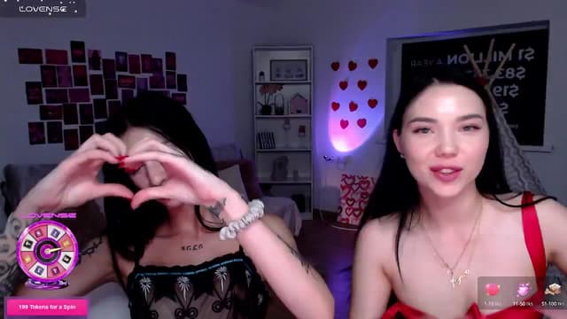Gallery image thumbnail from Aluvi's myfreecams stream on, 08/20/2025, 16:54 image 5 of 20