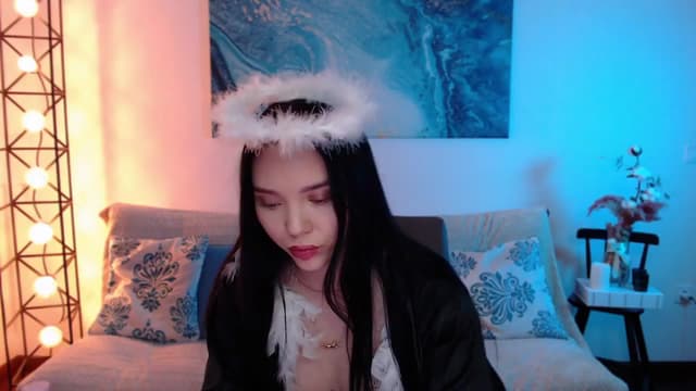 Gallery image thumbnail from Aluvi's myfreecams stream on, 08/25/2025, 10:43 image 9 of 20