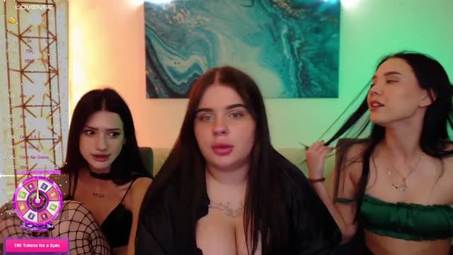 Gallery image thumbnail from Aluvi's myfreecams stream on, 08/28/2025, 11:39 image 12 of 20