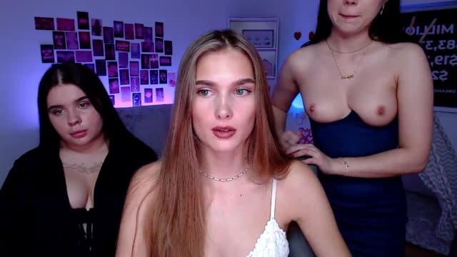 Gallery image thumbnail from Aluvi's myfreecams stream on, 08/30/2025, 12:42 image 2 of 20