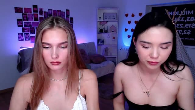 Gallery image thumbnail from Aluvi's myfreecams stream on, 08/30/2025, 13:20 image 7 of 20