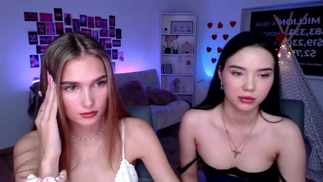 Gallery image thumbnail from Aluvi's myfreecams stream on, 08/30/2025, 13:20 image 12 of 20
