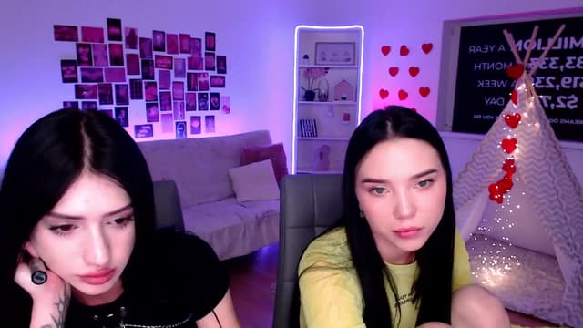 Gallery image thumbnail from Aluvi's myfreecams stream on, 08/31/2025, 13:58 image 10 of 20