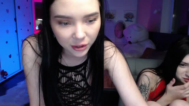 Gallery image thumbnail from Aluvi's myfreecams stream on, 09/06/2025, 12:09 image 14 of 20