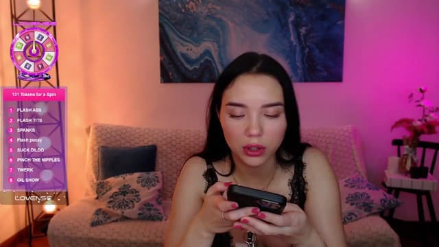 Gallery image thumbnail from Aluvi's myfreecams stream on, 09/28/2025, 11:34 image 7 of 20