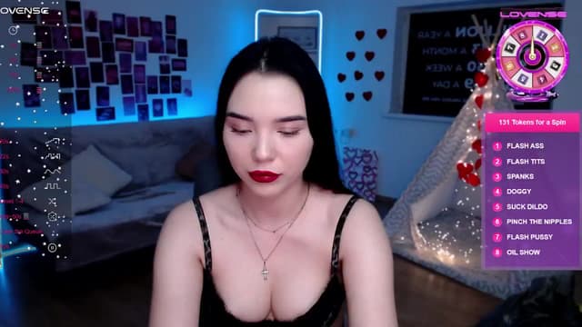 Gallery image thumbnail from Aluvi's myfreecams stream on, 10/12/2025, 11:54 image 16 of 20