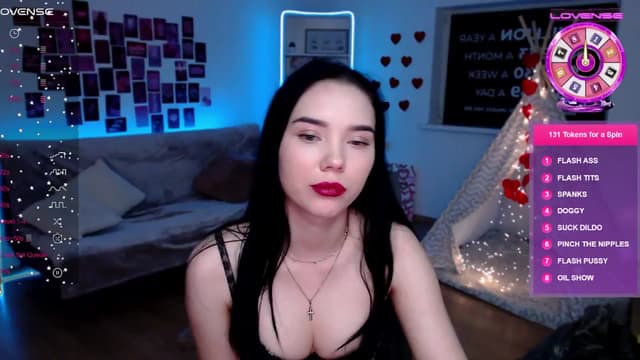Gallery image thumbnail from Aluvi's myfreecams stream on, 10/12/2025, 14:58 image 13 of 20
