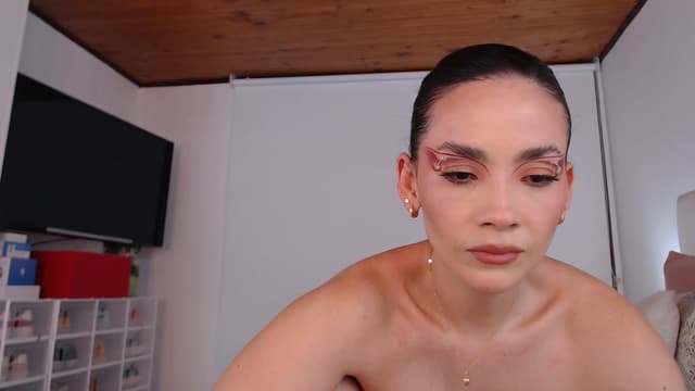 Gallery image thumbnail from AmyLi's myfreecams stream on, 10/27/2024, 06:22 image 16 of 20