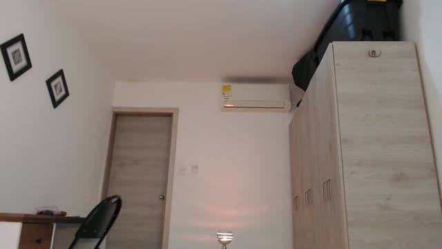 Gallery image thumbnail from AmyLi's myfreecams stream on, 07/08/2025, 03:04 image 1 of 20