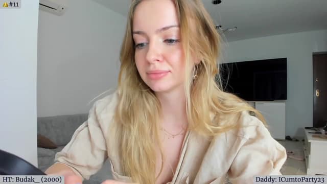 Gallery image thumbnail from Angie's myfreecams stream on, 01/29/2023, 05:48 image 15 of 20