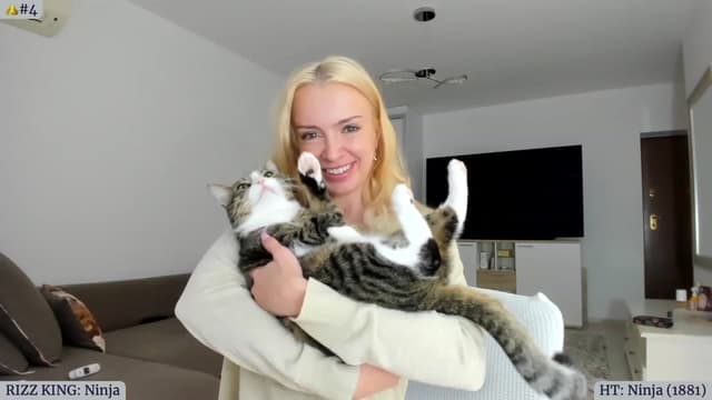 Gallery image thumbnail from Angie's myfreecams stream on, 10/19/2023, 04:08 image 6 of 20
