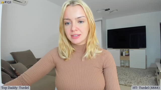 Gallery image thumbnail from Angie's myfreecams stream on, 11/12/2023, 07:03 image 17 of 20