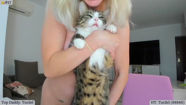 Gallery image thumbnail from Angie's myfreecams stream on, 11/18/2023, 01:21 image 19 of 20