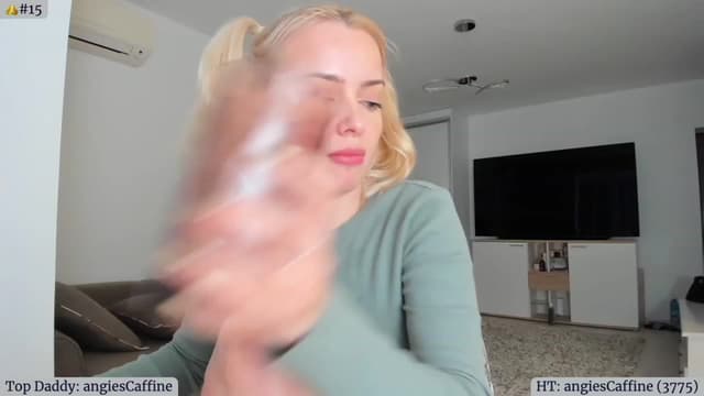Gallery image thumbnail from Angie's myfreecams stream on, 12/07/2023, 05:04 image 17 of 20