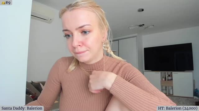 Gallery image thumbnail from Angie's myfreecams stream on, 12/11/2023, 06:41 image 15 of 20